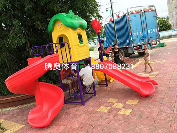 兒童游樂設(shè)施