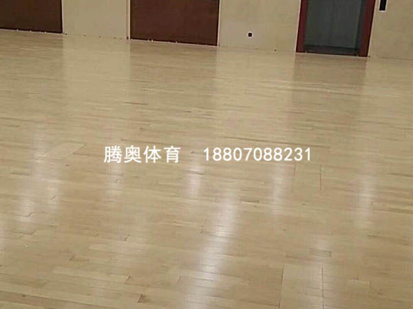 運(yùn)動(dòng)場(chǎng)館專(zhuān)用木地板