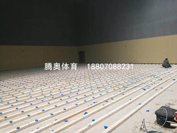 運(yùn)動(dòng)場(chǎng)館專(zhuān)用木地板